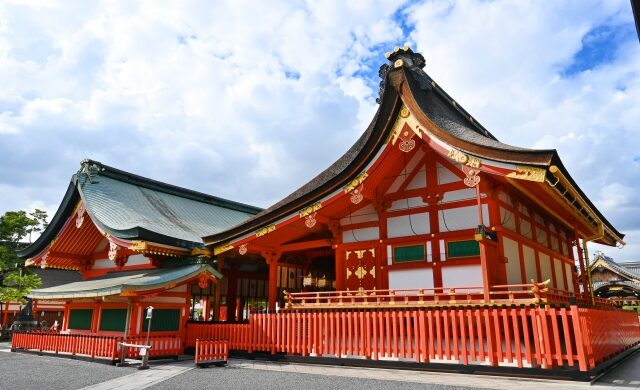 Main Hall and Outer Worship Hall at Fushimi Inari Taisha